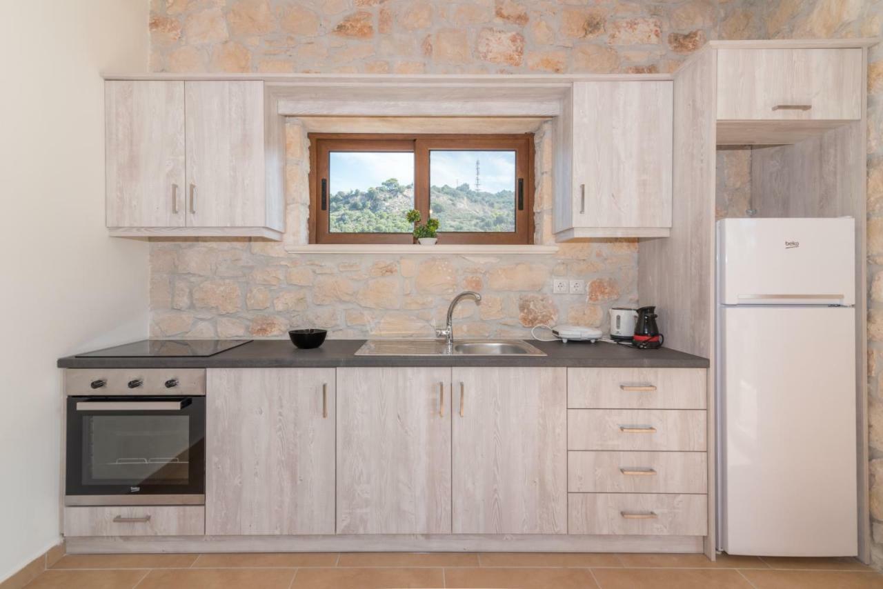Green Stone Villas Apartments Kalamákion 외부 사진