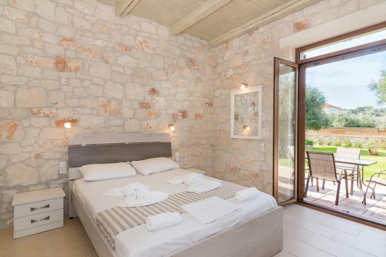 Green Stone Villas Apartments Kalamákion 외부 사진